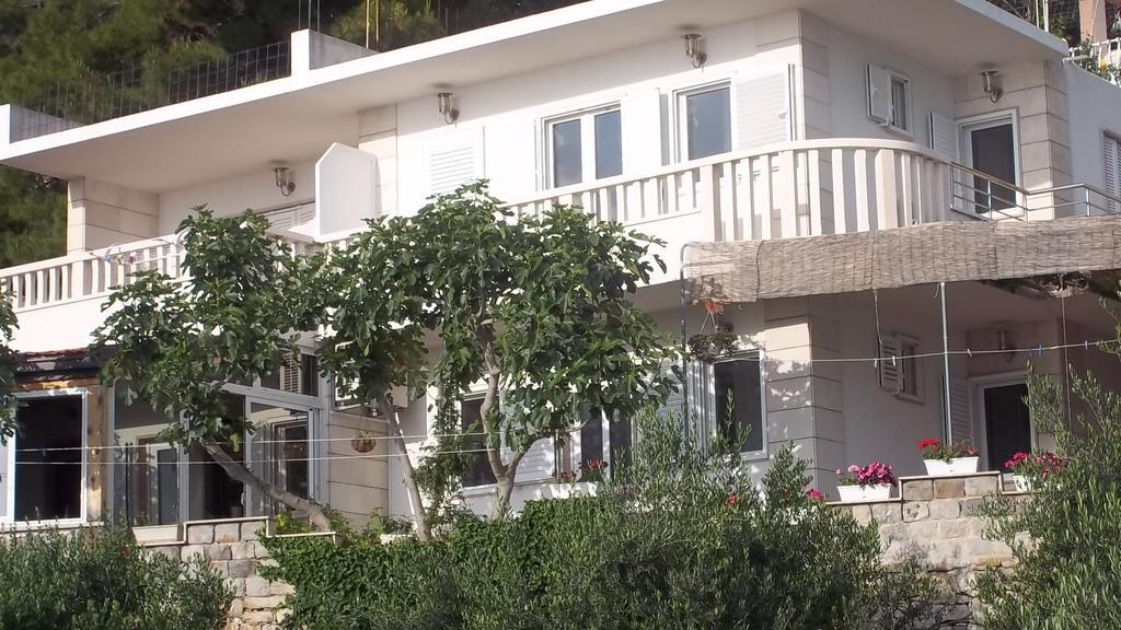 Apartments Kalajzic 오미스 외부 사진