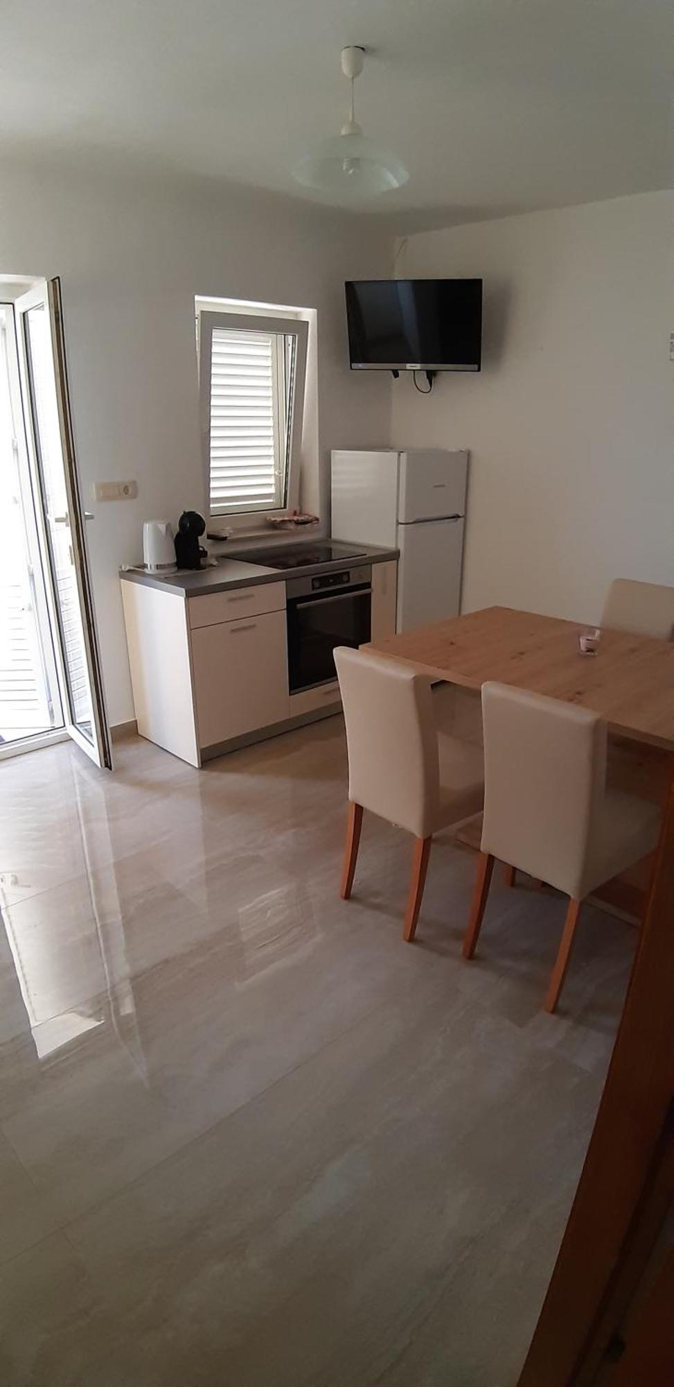 Apartments Kalajzic 오미스 외부 사진